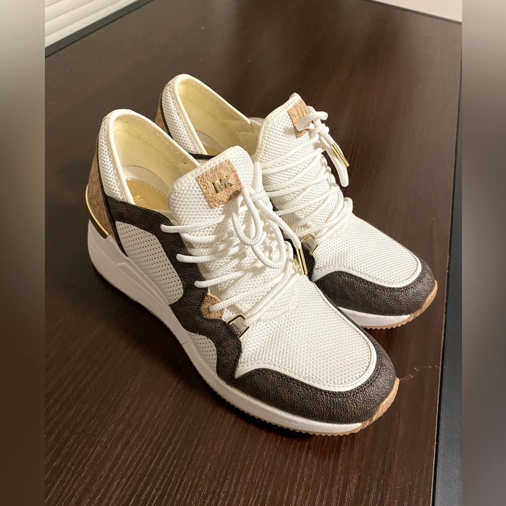 NWT Michael Kors Sneakers